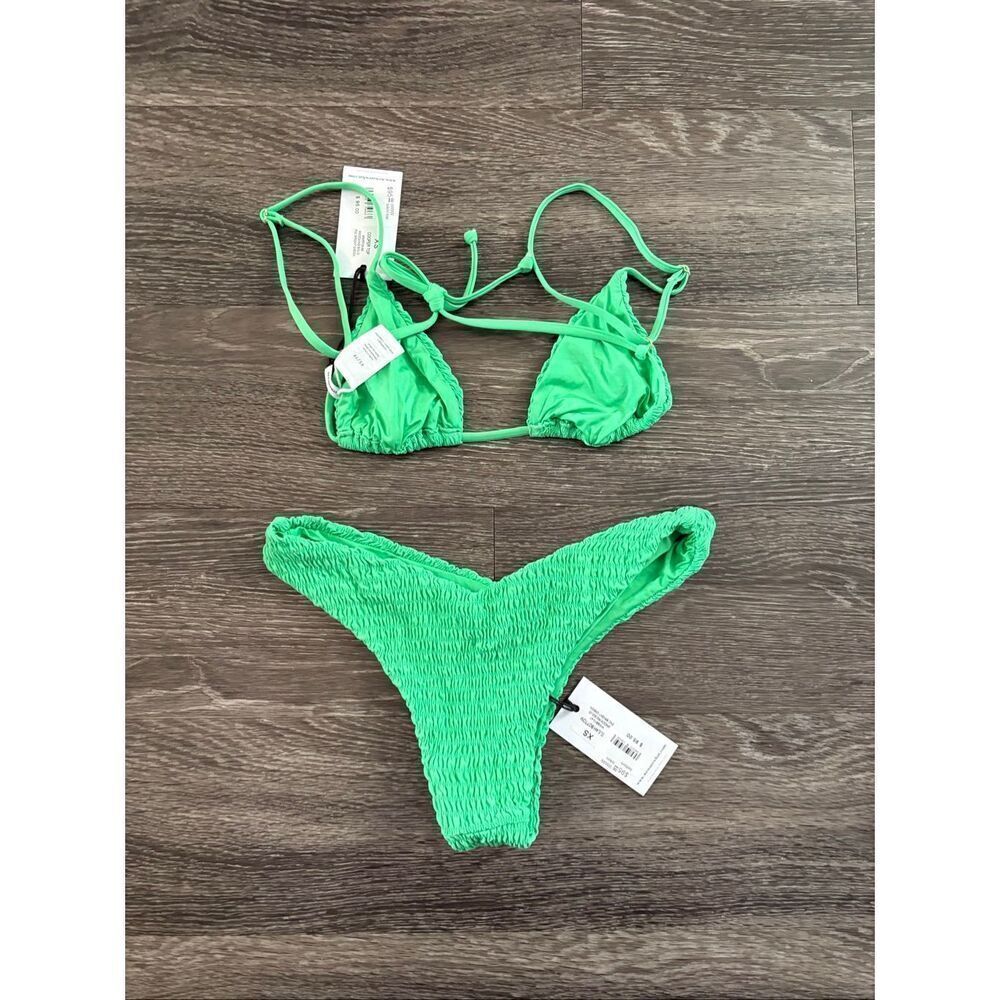 NWT WeWoreWhat x Revolve Bright Green Cooper Ruched Bikini Size XS $190 MSRP - Picture 3 of 5